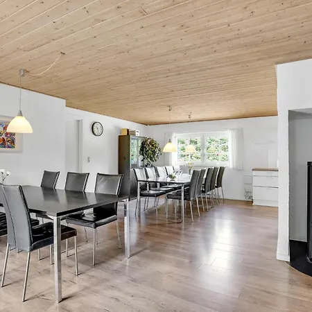Holiday home Gorgeous In With Sauna *