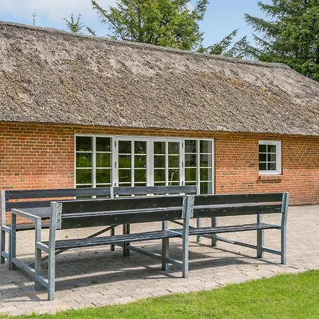 Holiday home Gorgeous In With Sauna *
